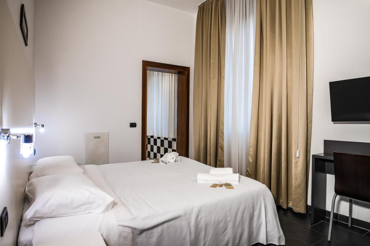 Hôtel Zen à Ferrare Extérieur photo