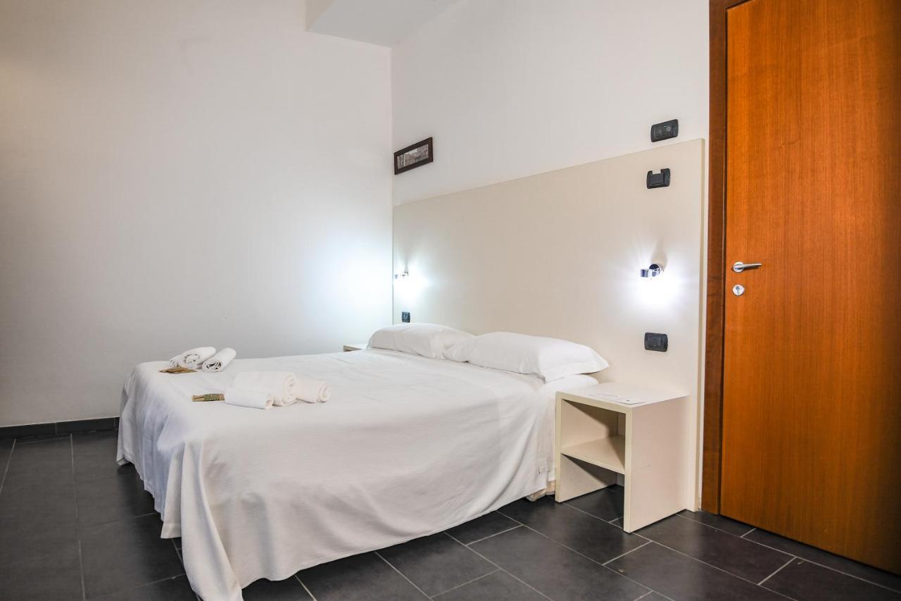 Hôtel Zen à Ferrare Extérieur photo